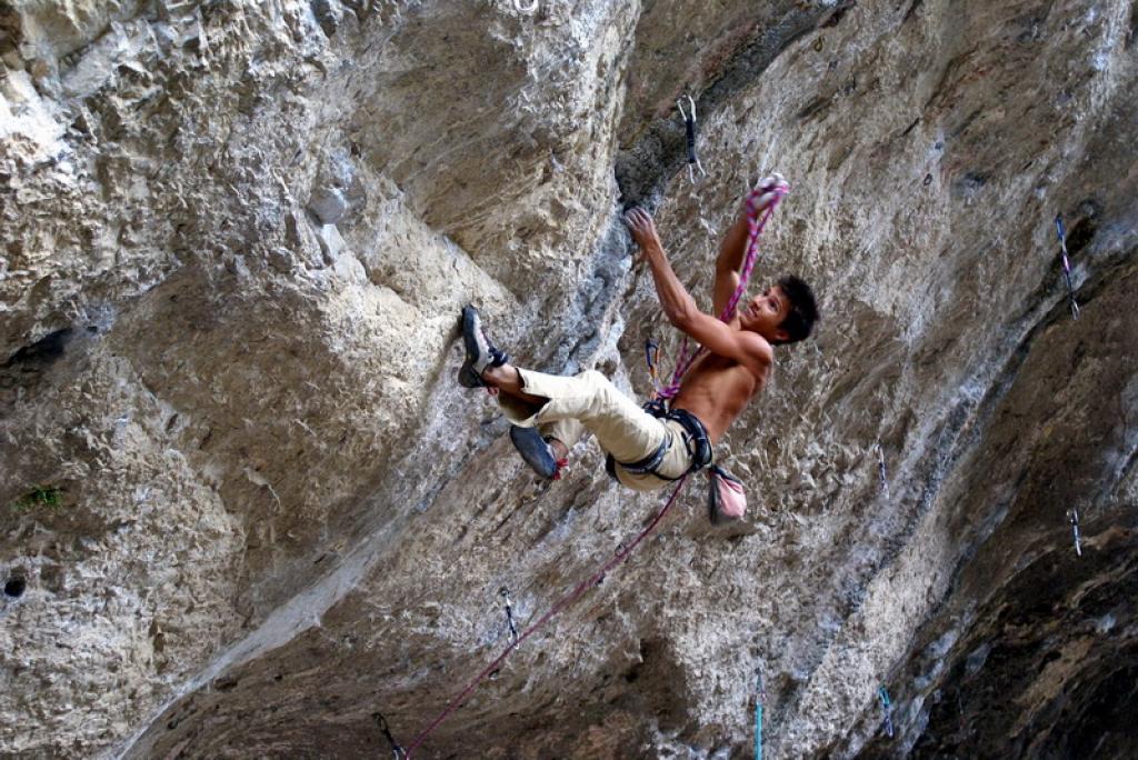 Рустам на Magma, 8b+