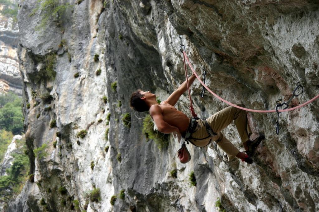Рустам на Vigor, 8a