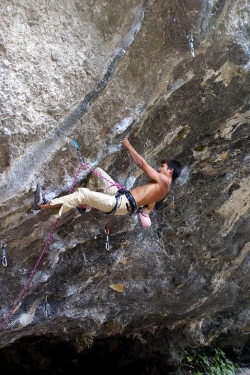 Рустам на Quenelle Trophy, 8b+