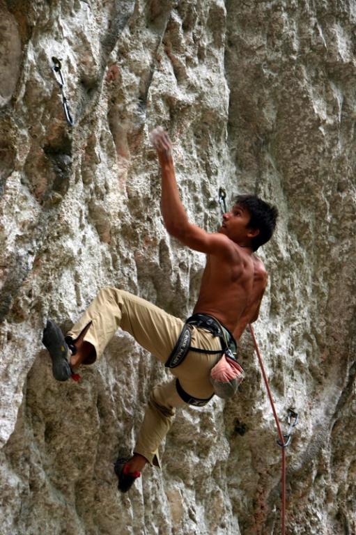 Рустам на Vigor, 8a
