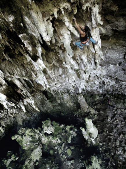 ezryl Castelo на El Clan de las Tres (6c+), San Cayetano Höhle, Guadalcázar